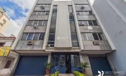 Sala comercial para alugar na Rua João Guimarães, 31, Santa Cecília, Porto Alegre, 31 m2 por R$ 700