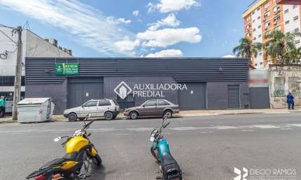 Barracão / Galpão / Depósito para alugar na Rua Comendador Coruja, 254, Floresta, Porto Alegre, 648 m2 por R$ 12.000