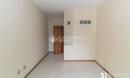 Sala comercial para alugar na rua felipe neri, 366, auxiliadora, porto alegre, 26 m2 por r$ 1.000