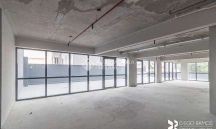 Sala comercial para alugar na Avenida Cristóvão Colombo, 1800, Floresta, Porto Alegre, 30 m2 por R$ 1.662