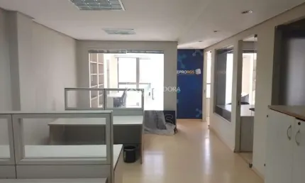 Sala comercial para alugar na Rua Felipe Camarão, 690, Rio Branco, Porto Alegre, 271 m2 por R$ 3.800