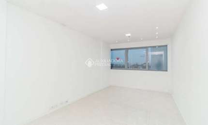 Sala comercial para alugar na Avenida Assis Brasil, 4600, São Sebastião, Porto Alegre, 26 m2 por R$ 1.500
