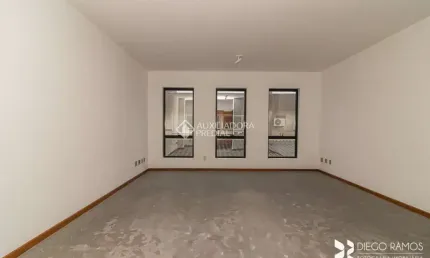 Sala comercial para alugar na Avenida Wenceslau Escobar, 1134, Cristal, Porto Alegre, 33 m2 por R$ 1.250