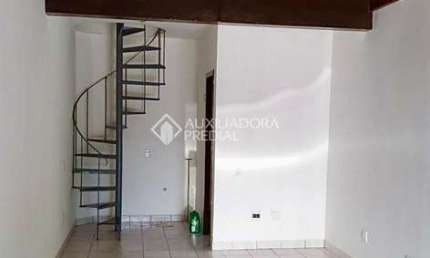 Ponto comercial para alugar na Avenida da Cavalhada, 5956, Cavalhada, Porto Alegre, 50 m2 por R$ 2.000