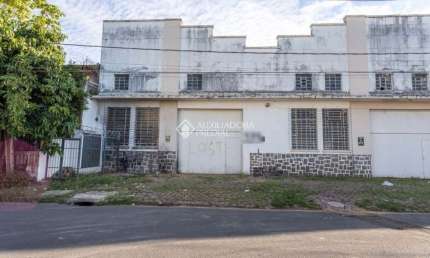 Barracão / Galpão / Depósito para alugar na Rua Comendador Coruja, 131, Floresta, Porto Alegre, 448 m2 por R$ 6.500