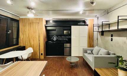 Sala comercial para alugar na Avenida Independência, 1211, Independência, Porto Alegre, 34 m2 por R$ 1.300