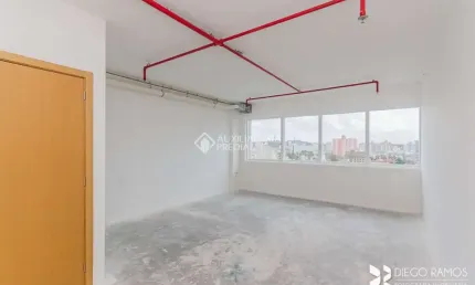 Sala comercial para alugar na Rua Gomes Jardim, 301, Santana, Porto Alegre, 38 m2 por R$ 3.500