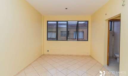 Sala comercial para alugar na Rua Adão Baino, 146, Cristo Redentor, Porto Alegre, 40 m2 por R$ 500