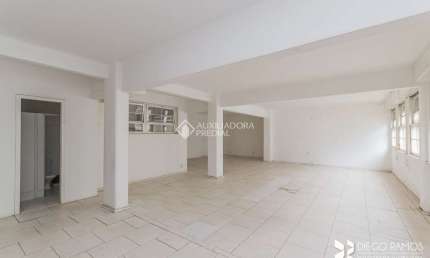 Sala comercial para alugar na Praça Otávio Rocha, 179, Centro Histórico, Porto Alegre, 98 m2 por R$ 2.000