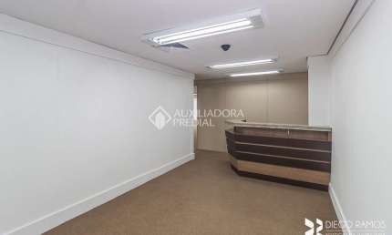 Sala comercial para alugar na Rua dos Andradas, 955, Centro Histórico, Porto Alegre, 237 m2 por R$ 6.500