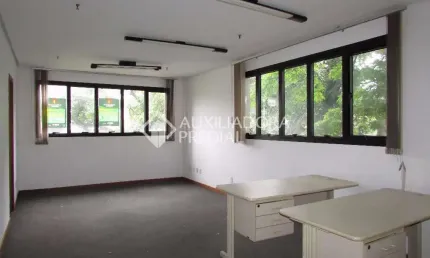 Sala comercial para alugar na Rua Germano Petersen Júnior, 101, Higienópolis, Porto Alegre, 51 m2 por R$ 1.000