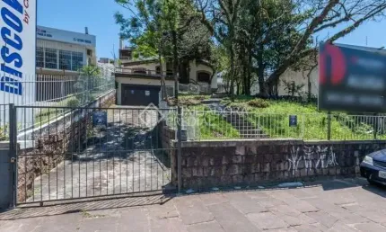 Casa comercial para alugar na Avenida Wenceslau Escobar, 1329, Cristal, Porto Alegre, 206 m2 por R$ 10.000