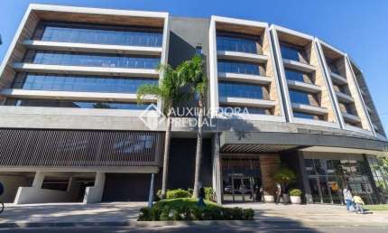 Sala comercial para alugar na Avenida Wenceslau Escobar, 2714, Tristeza, Porto Alegre, 52 m2 por R$ 3.200