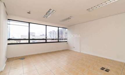 Sala comercial para alugar na Rua Ernesto da Fontoura, 1479, São Geraldo, Porto Alegre, 106 m2 por R$ 2.400