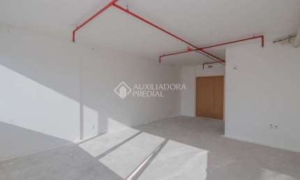 Sala comercial para alugar na Rua Gomes Jardim, 301, Santana, Porto Alegre, 42 m2 por R$ 1.900