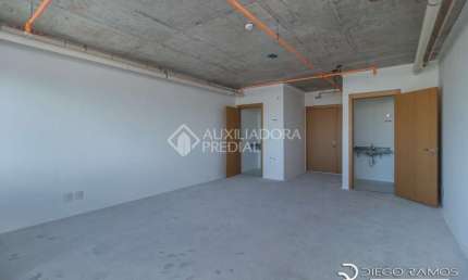 Sala comercial para alugar na Avenida Assis Brasil, 2827, Passo da Areia, Porto Alegre, 47 m2 por R$ 2.900