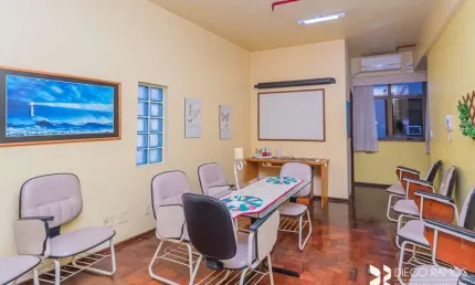 Sala comercial para alugar na Avenida Coronel Lucas de Oliveira, 1937, Petrópolis, Porto Alegre, 51 m2 por R$ 600