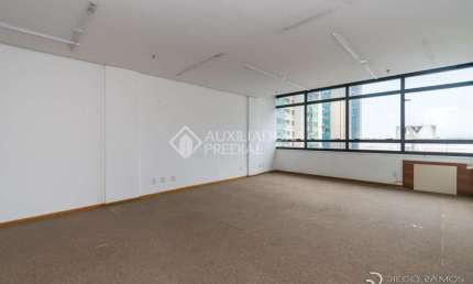 Sala comercial para alugar na Rua Ernesto da Fontoura, 1479, São Geraldo, Porto Alegre, 53 m2 por R$ 1.290