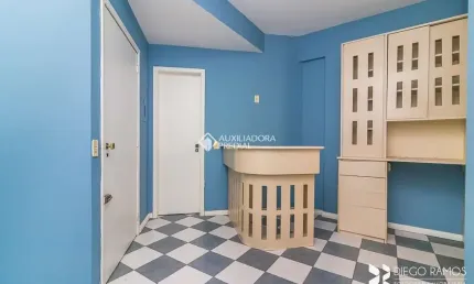 Sala comercial para alugar na Avenida Itaqui, 98, Petrópolis, Porto Alegre, 35 m2 por R$ 900