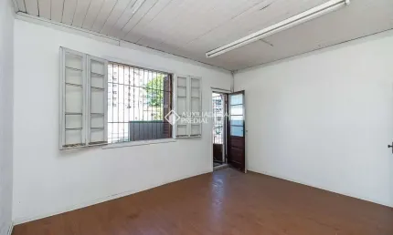 Sala comercial para alugar na Avenida Protásio Alves, 700, Rio Branco, Porto Alegre, 80 m2 por R$ 1.690