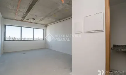Sala comercial para alugar na Avenida Assis Brasil, 2827, Passo da Areia, Porto Alegre, 39 m2 por R$ 2.250