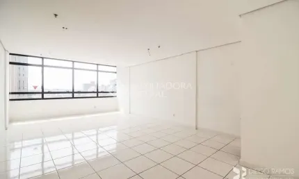 Sala comercial para alugar na Rua Ernesto da Fontoura, 1479, São Geraldo, Porto Alegre, 42 m2 por R$ 1.090
