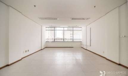 Sala comercial para alugar na Rua Ernesto da Fontoura, 1479, São Geraldo, Porto Alegre, 45 m2 por R$ 1.090