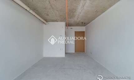 Sala comercial para alugar na Avenida Assis Brasil, 2827, Passo da Areia, Porto Alegre, 34 m2 por R$ 1.700