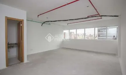 Sala comercial para alugar na Avenida Cristóvão Colombo, 2948, Floresta, Porto Alegre, 45 m2 por R$ 3.043