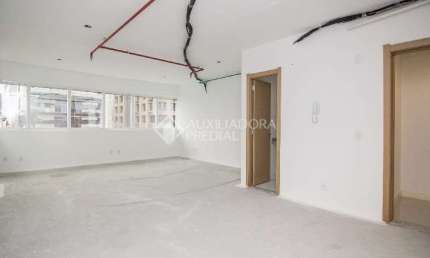 Sala comercial para alugar na Avenida Cristóvão Colombo, 2948, Floresta, Porto Alegre, 46 m2 por R$ 3.149