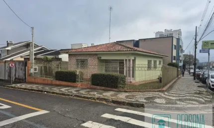 Casa para Locação em Ponta Grossa, Centro, 3 dormitórios, 2 banheiros, 1 vaga