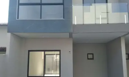 Casa com 3 quartos à venda na Rua Aviador Armin Buhrer, 95, Uberaba, Curitiba, 153 m2 por R$ 639.000