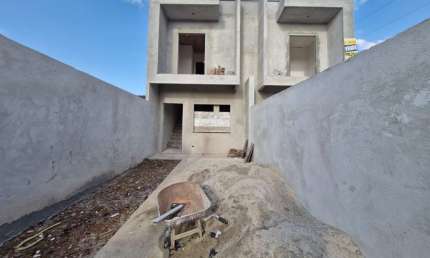 Casa com 3 quartos à venda na Rua Alda Bassetti Bertholdi, 1243, Campo de Santana, Curitiba por R$ 400.000