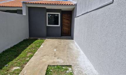 Casa com 2 quartos à venda na Rua General Luiz Carlos Pereira Tourinho, 1571, Campo de Santana, Curitiba por R$ 245.000