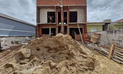 Casa com 2 quartos à venda na Rua Stella Camargo Arzua, 169, Tatuquara, Curitiba por R$ 360.000