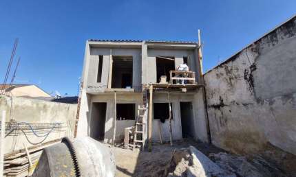 Casa com 2 quartos à venda na Rua Ruy Leal, 824, Campo de Santana, Curitiba por R$ 340.000