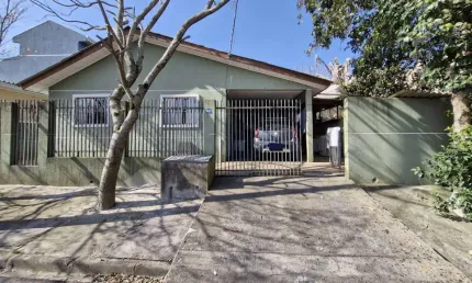 Casa com 3 quartos à venda na rua joão carlos de aguiar, 65, campo de santana, curitiba por r$ 350.000