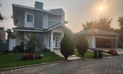 Casa com 06 dormitórios sendo 02 suítes e 02 demi-suíte à venda, 317 m² por R$ 3.500.000,00 - Dom Bosco - Itajaí/SC