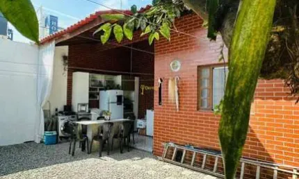 Casa térrea mobiliada, ótima localização - Próximo à Beira Rio (excelente para morar, comércio ou escritório)