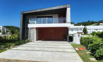 Casa com 04 dormitórios sendo 04 suítes à venda, 382 m² por R$ 6.300.000,00- Praia Brava - Itajaí/SC