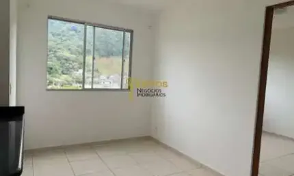 Apartamento semimobiliado para locação no bairro Espinheiros em Itajaí