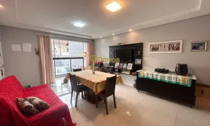 Apartamento Semimobiliado em São João, Itajaí - 2 Dormitórios, Suíte, Sacada com Churrasqueira