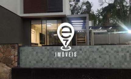 LINDA CASA DE CONDOMÍNIO DE 3 SUÍTES PARA VENDA EM ATIBAIA!