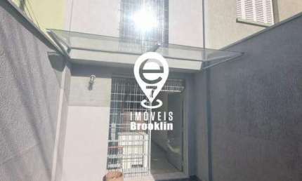 Casa comercial com 75m 5 salas 1 vaga apenas 800m do metro no Morumbi