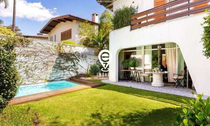 EXCELENTE CASA NO MORUMBI DE 3 DORMITÓRIOS PARA VENDA!
