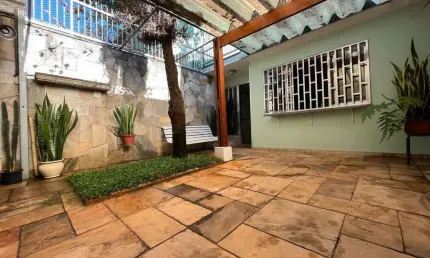 Sobrado à venda, 2 quartos, Campo Belo - São Paulo/SP