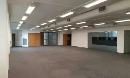 Sala comercial para alugar na Rua Geraldo Flausino Gomes, Brooklin, São Paulo
