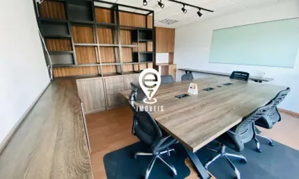 Excelente sala comercial semi mobiliada próximo do Shopping Morumbi