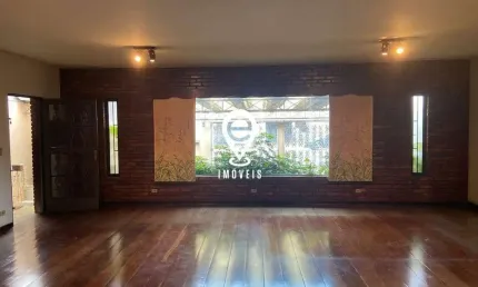 Casa à venda, 4 quartos, 1 suíte, 3 vagas, Bosque da Saúde - São Paulo/SP