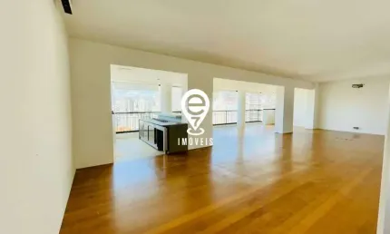 Apartamento à venda com varanda gourmet, 4 vagas à 450 metros do metro / SP